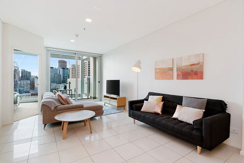 Stylish And Comfortable, Views Over Gouger St! - Sydney 4u 0