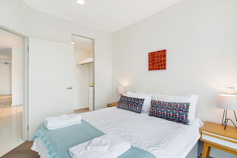 Stylish And Comfortable, Views Over Gouger St! - Sydney 4u 11