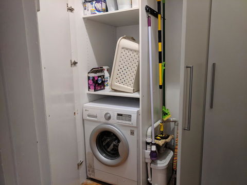 Glenelg 3 Bedroom Apartment - Sydney 4u 28