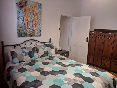 Glenelg 3 Bedroom Apartment - Sydney 4u 23