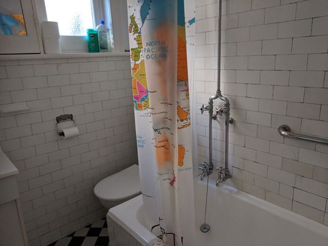 Glenelg 3 Bedroom Apartment - Sydney 4u 24