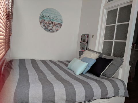 Glenelg 3 Bedroom Apartment - Sydney 4u 4
