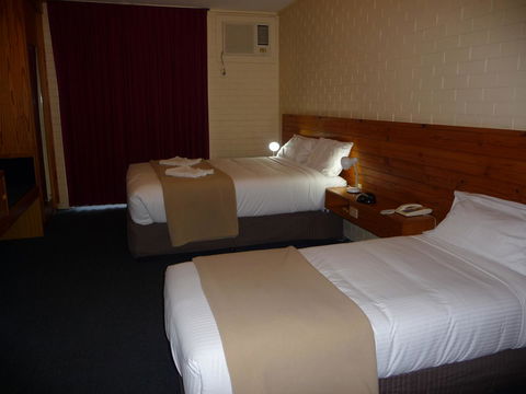 The Wine Vine Hotel - Sydney 4u 3