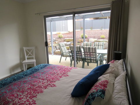 38 Wright Tce Encounter Bay - Sydney 4u 9