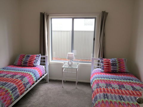 38 Wright Tce Encounter Bay - Sydney 4u 10