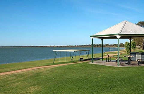Barmera Lake Resort Motel - Sydney 4u 30
