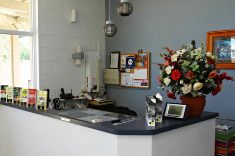 Renmark Motor Inn - Sydney 4u 10
