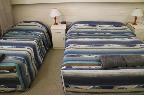 Renmark Motor Inn - Sydney 4u 17