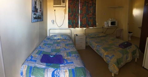 A1Cabins - Sydney 4u 4