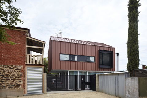 Swainson On Castle - Sydney 4u 11