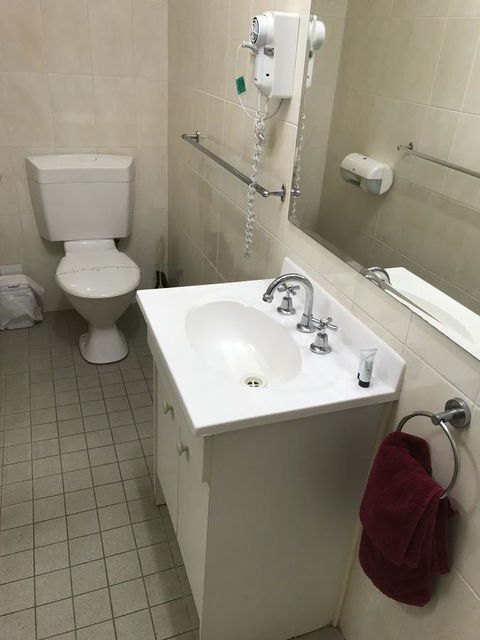 Travelway Motel - Sydney 4u 5