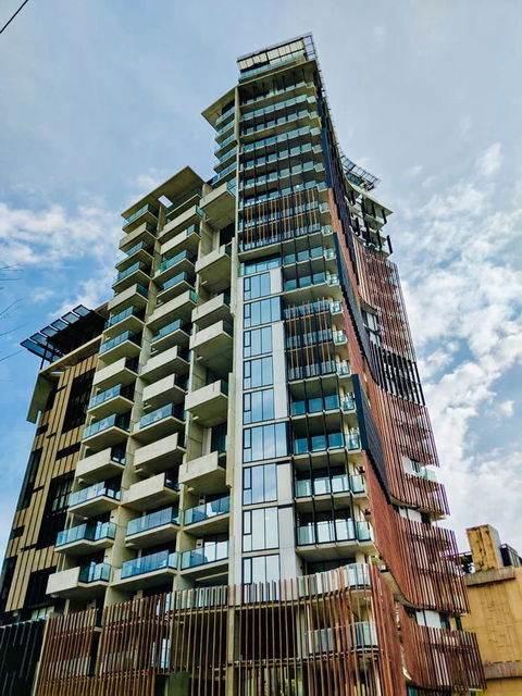 ONE Adelaide CBD - Sydney 4u 1
