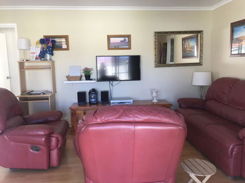 Boomerang Beach House - Sydney 4u 5