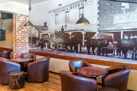 Victoria Hotel Strathalbyn - Sydney 4u 23