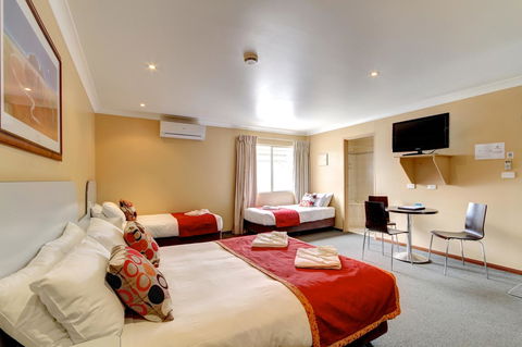 Victoria Hotel Strathalbyn - Sydney 4u 16