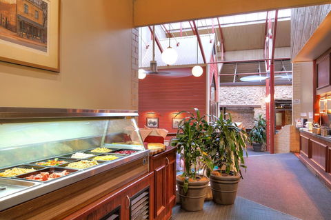 Victoria Hotel Strathalbyn - Sydney 4u 4