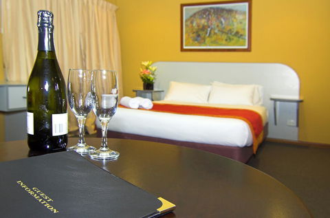 Victoria Hotel Strathalbyn - Sydney 4u 13