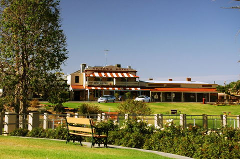 Victoria Hotel Strathalbyn - Sydney 4u 11