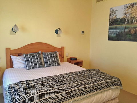 Coonawarra Place Motor Inn - Sydney 4u 34