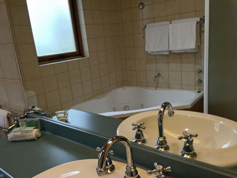 Coonawarra Place Motor Inn - Sydney 4u 40
