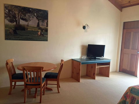 Coonawarra Place Motor Inn - Sydney 4u 11