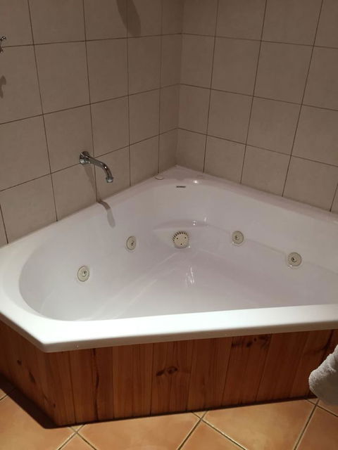 Coonawarra Place Motor Inn - Sydney 4u 15