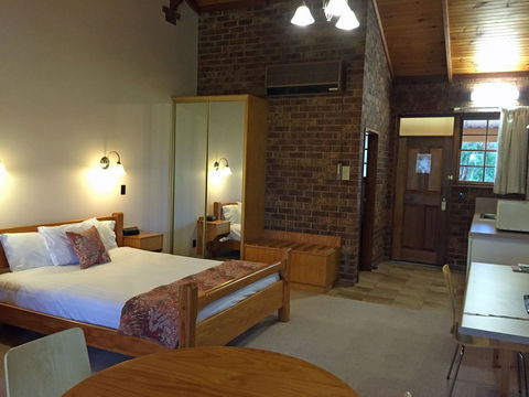 Coonawarra Place Motor Inn - Sydney 4u 32