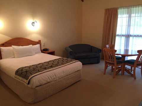 Coonawarra Place Motor Inn - Sydney 4u 30