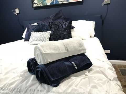 Adagio In Auburn - Sydney 4u 24