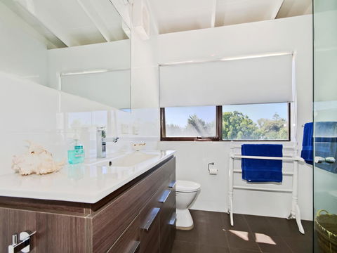 Pearl By The Sea - Sydney 4u 10