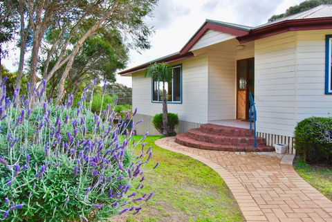 Annie\'s Balquhidder Cottage - Sydney 4u 0