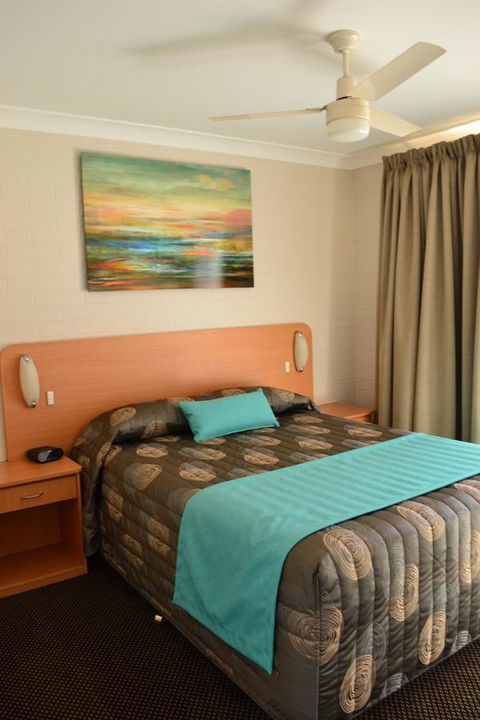 Cattlemans Country Motor Inn & Serviced Apartments - Sydney 4u 37