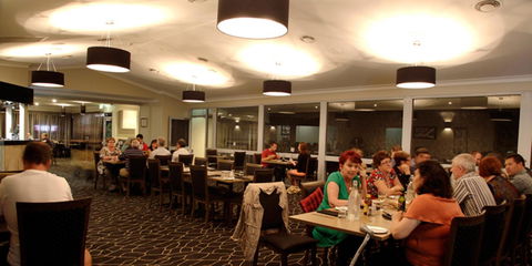 Cattlemans Country Motor Inn & Serviced Apartments - Sydney 4u 24