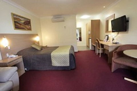 Cattlemans Country Motor Inn & Serviced Apartments - Sydney 4u 26