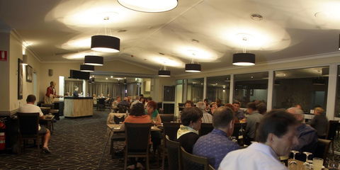 Cattlemans Country Motor Inn & Serviced Apartments - Sydney 4u 25
