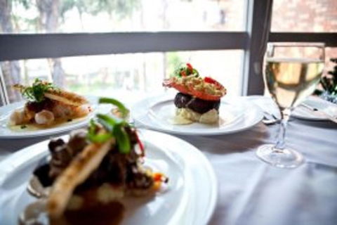 Cattlemans Country Motor Inn & Serviced Apartments - Sydney 4u 13