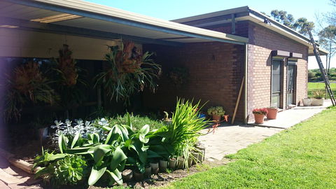 Hilltop Escape - Sydney 4u 10