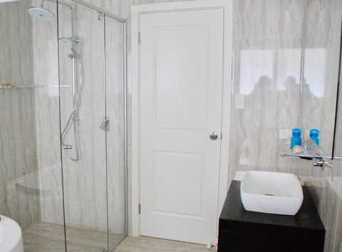 Back Valley Farmstay Bed And Breakfast - Sydney 4u 6