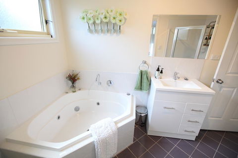 One Tree Bed And Breakfast - Sydney 4u 10