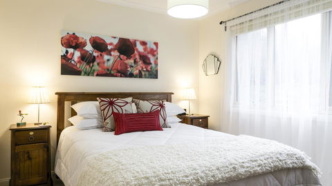 One Tree Bed And Breakfast - Sydney 4u 2