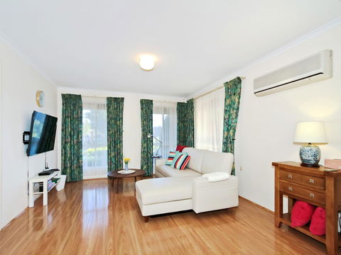Moana Magic - C21 SouthCoast Holidays - Sydney 4u 5