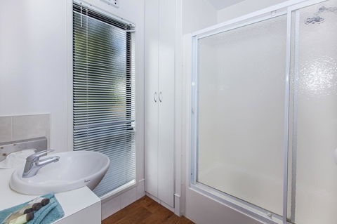 Echo Holiday Parks - Naracoorte - Sydney 4u 19