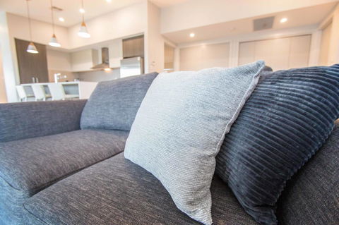 Wellington Lake Retreat - Sydney 4u 5