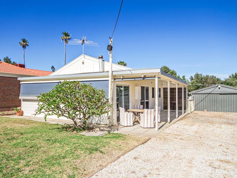 Boat House - Sydney 4u 9