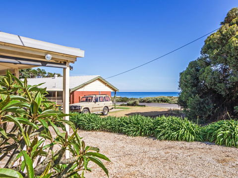 Boat House - Sydney 4u 12