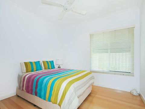 Boat House - Sydney 4u 5