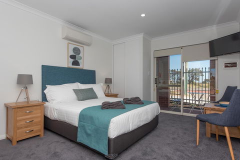 Jurien Bay Motel Apartments - Sydney 4u 14