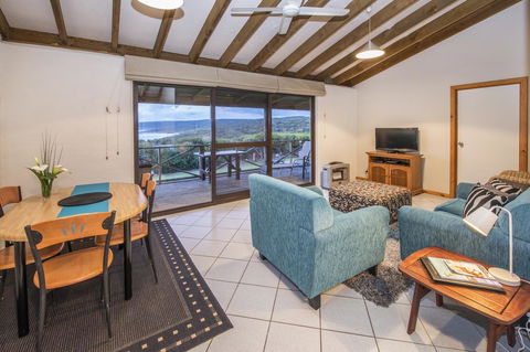 Chandlers Smiths Beach Villas - Sydney 4u 1