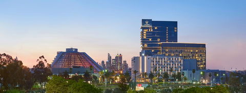 Crown Towers Perth - Sydney 4u 9