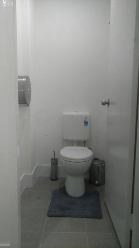 Perth City Backpackers Hostel - Note - Valid Passport Required To Check In - Accommodation Sydney 16